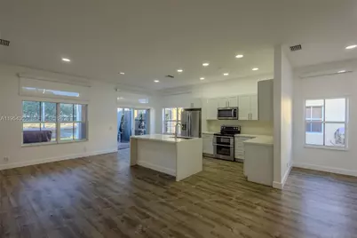 825 Tanglewood Cir, Weston, FL 33327 - Photo 6