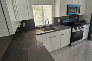 1148 NW 100th St, Miami, FL 33150 - Photo 20