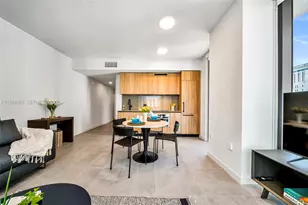 121 NE 5th St, Miami, FL 33143 - Photo 4