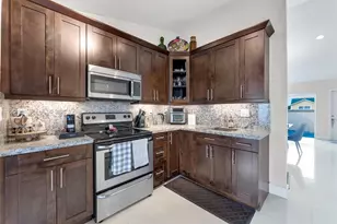 3246 NW 204th Terrace, Miami Gardens, FL 33056 - Photo 14