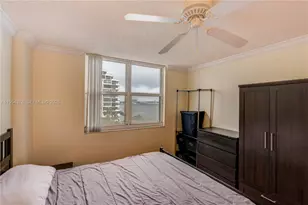 770 Claughton Island Dr, Miami, FL 33131 - Photo 16