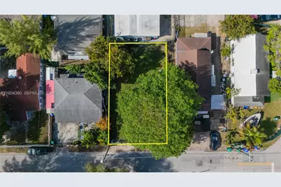 7552 NE Miami Ct, Miami, FL 33138 - Photo 8