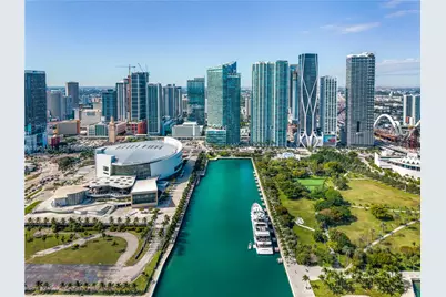 888 Biscayne Blvd #2009, Miami, FL 33132 - Photo 14