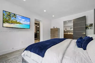 1041 NW 73rd St, Miami, FL 33150 - Photo 10