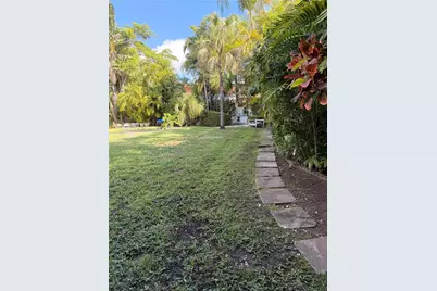 50 Park Dr #3, Bal Harbour, FL 33154 - Photo 16