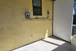 1148 NW 100th St, Miami, FL 33150 - Photo 18