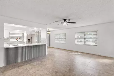 850 SW 133rd Ter #118B, Pembroke Pines, FL 33027 - Photo 4