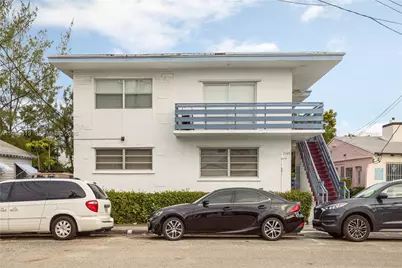 7725 Carlyle Ave #10, Miami Beach, FL 33141 - Photo 10