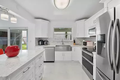 26161 SW 130th Ave, Homestead, FL 33032 - Photo 18