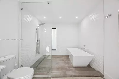 2305 Magnolia Dr, North Miami, FL 33181 - Photo 20