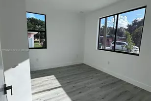 16002 NW 38th Pl, Miami Gardens, FL 33054 - Photo 6