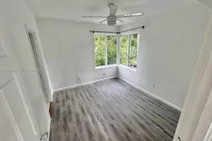 555 NE 70th St, Miami, FL 33138 - Photo 6