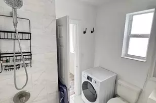 555 NE 70th St, Miami, FL 33138 - Photo 12