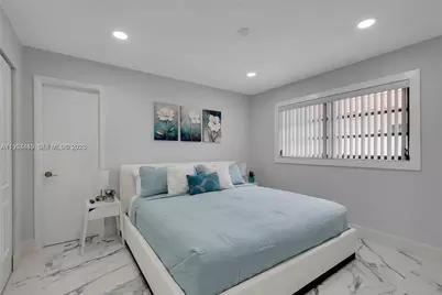 895 W 39th Pl #1, Hialeah, FL 33012 - Photo 24