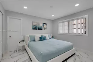 895 W 39th Pl, Hialeah, FL 33012 - Photo 24