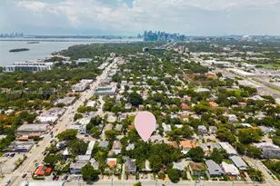 555 NE 70th St, Miami, FL 33138 - Photo 14