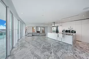 1000 S Pointe Dr, Miami Beach, FL 33139 - Photo 24
