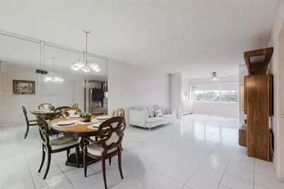 9441 Sunrise Lakes Blvd #310, Sunrise, FL 33322 - Photo 2