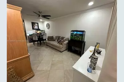 11537 SW 6th St, Sweetwater, FL 33174 - Photo 4