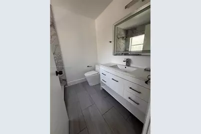 5200 NW 109th Ave #5, Doral, FL 33178 - Photo 8