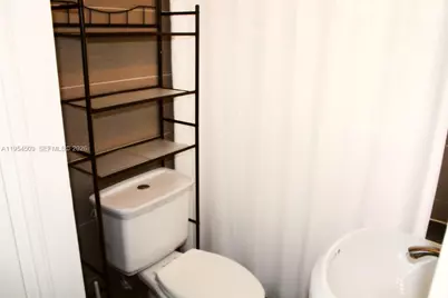 124 Mendoza Ave #1A, Coral Gables, FL 33134 - Photo 6