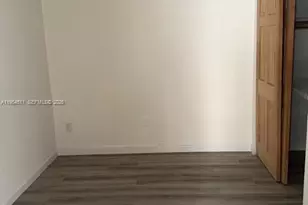 10823 SW 147th Pl, Miami, FL 33196 - Photo 8