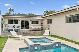 13801 S Biscayne River Rd, Miami, FL 33161 - Photo 20