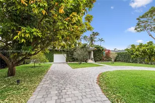 13801 S Biscayne River Rd, Miami, FL 33161 - Photo 30