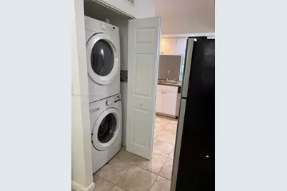 6800 Cypress Rd #111, Plantation, FL 33317 - Photo 6