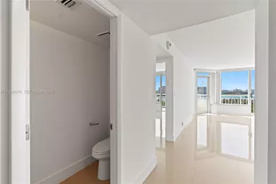 400 S Pointe Dr #807, Miami Beach, FL 33139 - Photo 8