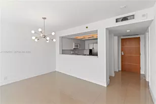 400 South Pointe Dr, Miami Beach, FL 33139 - Photo 10