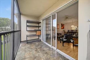 601 SW 142nd Ave, Pembroke Pines, FL 33027 - Photo 20