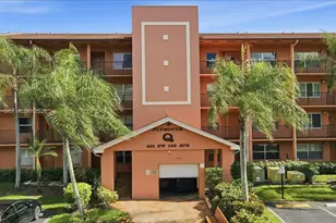 601 SW 142nd Ave, Pembroke Pines, FL 33027 - Photo 22