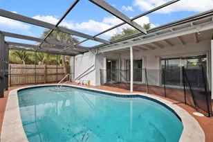 6572 SW 8th Ct, North Lauderdale, FL 33068 - Photo 22