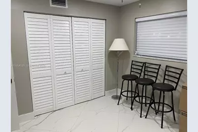 100 S Waterway Dr #401, Lake Worth, FL 33462 - Photo 10