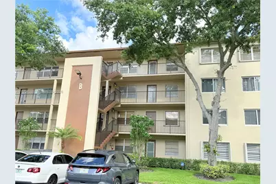 850 SW 133rd Ter #416B, Pembroke Pines, FL 33027 - Photo 2