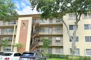 850 SW 133rd Terrace, Pembroke Pines, FL 33027 - Photo 2