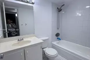 4550 NW 9th St, Miami, FL 33126 - Photo 2