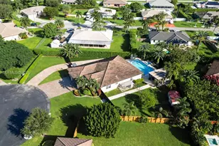 2133 NW 14th Pl, Homestead, FL 33030 - Photo 8