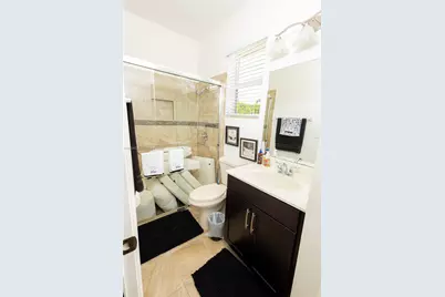 2133 NW 14th Pl, Homestead, FL 33030 - Photo 14