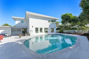 1903 Bay Dr, Pompano Beach, FL 33062 - Photo 2