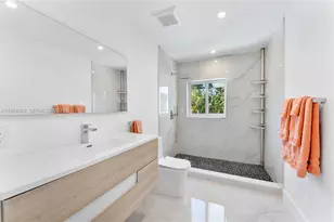 1903 Bay Dr, Pompano Beach, FL 33062 - Photo 32