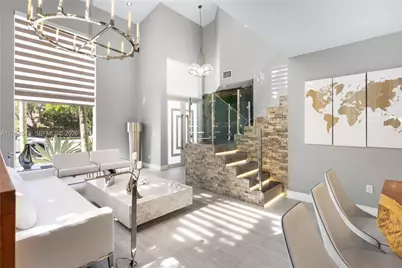 5869 NW 112th Ct, Doral, FL 33178 - Photo 4