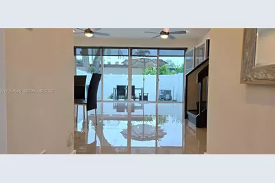 1000 SE 2nd St #2, Fort Lauderdale, FL 33301 - Photo 6