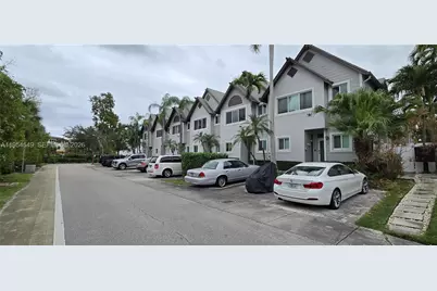 1000 SE 2nd St #2, Fort Lauderdale, FL 33301 - Photo 1