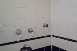 1245 Coral Ln, Hollywood, FL 33019 - Photo 30