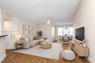 12760 Vista Isles Dr, Sunrise, FL 33325 - Photo 2