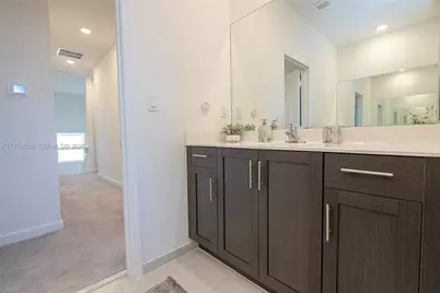 139 NE 27th Ter, Homestead, FL 33033 - Photo 48