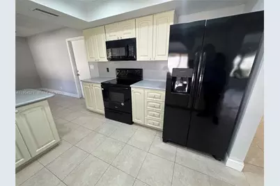 1109 SE 10th St, Deerfield Beach, FL 33441 - Photo 14