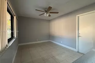 1109 SE 10th St, Deerfield Beach, FL 33441 - Photo 18